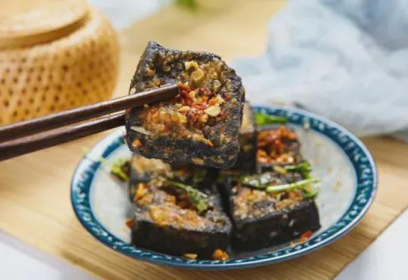 外国人“下不去嘴”的8种美食 臭豆腐 蚕蛹只能算是初级考验